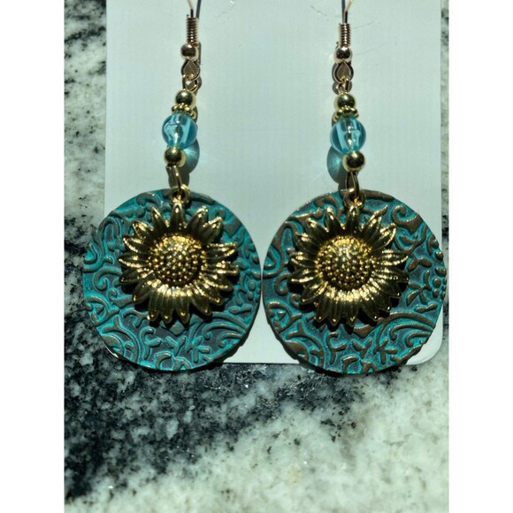 Earrings Turquoise Blue Boho Dangle Beaded Metal Casual or Dressy Gold Look Chic - Picture 2 of 6